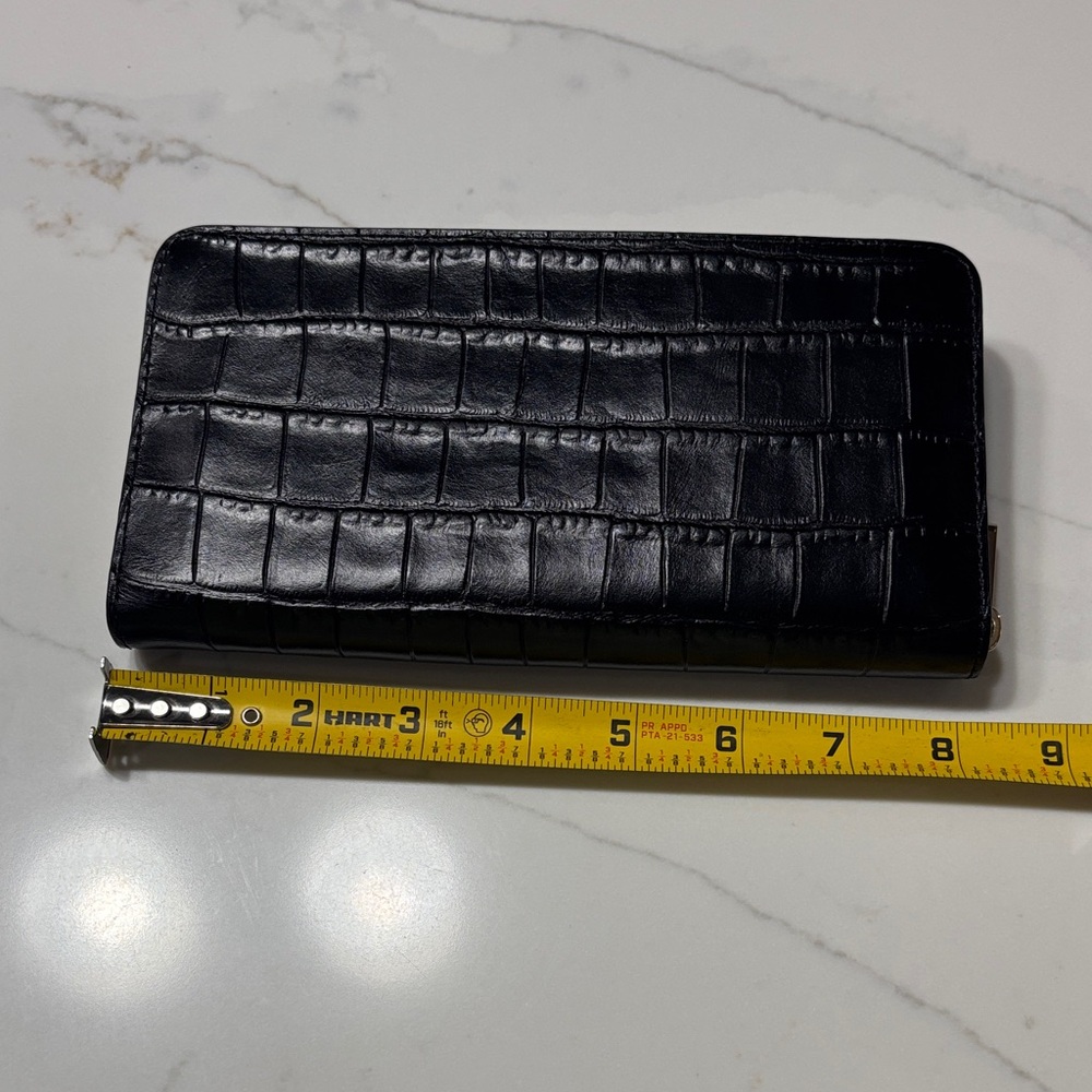 Michael Kors Black Croc-Embossed Wallet with Gold Hardware - Picture 4 of 11